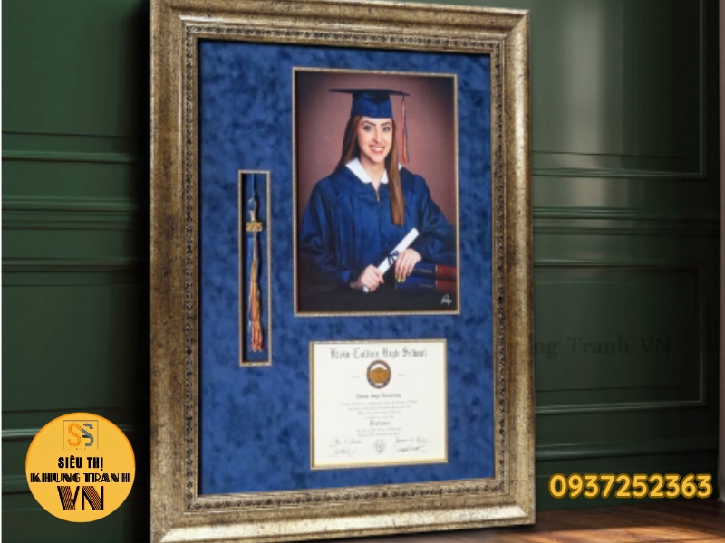 Khung tranh 50x70 kích thước chuẩn treo phòng khách