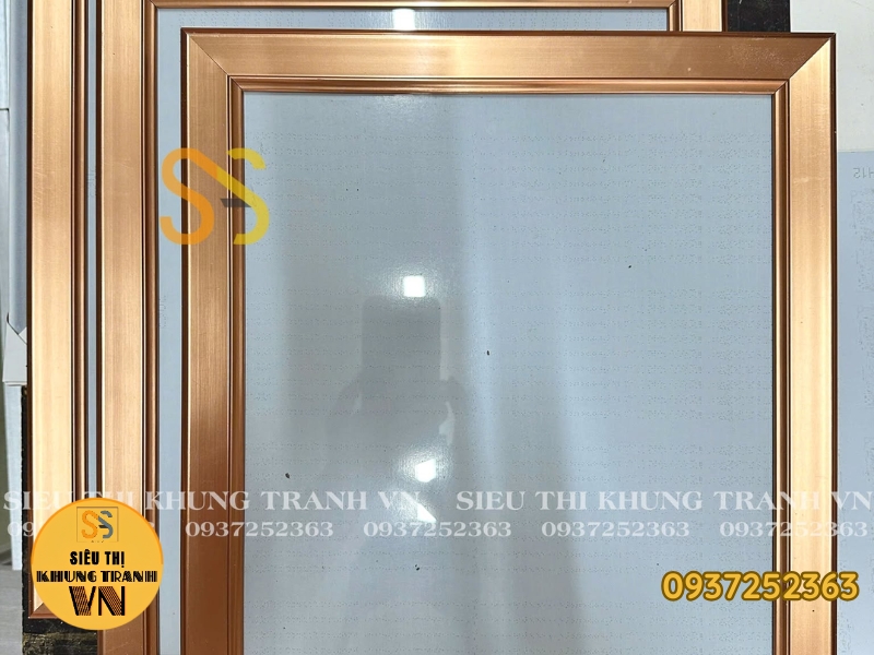 Khung tranh A3 kích thước chuẩn 30x40cm treo phòng khách
